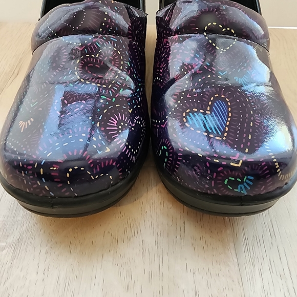 Easy Street Easy Works Laurie Clogs Hearts Non Slip Womens Size 9 - Picture 6 of 12